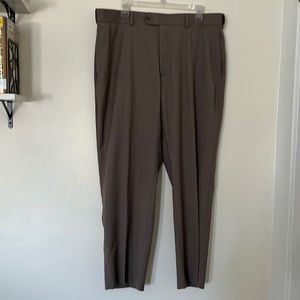 Stafford Essentials Classic Fit Light Brown Pants